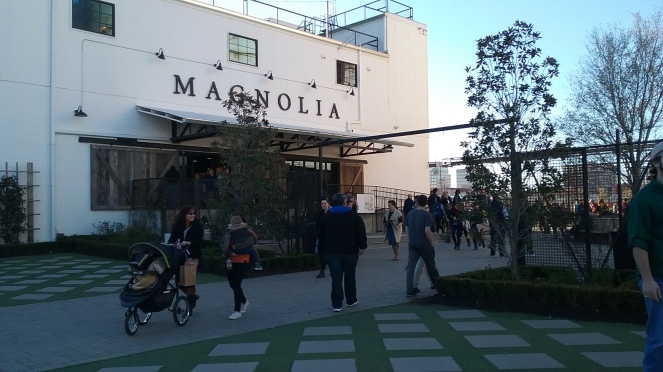 front-of-magnolia-market