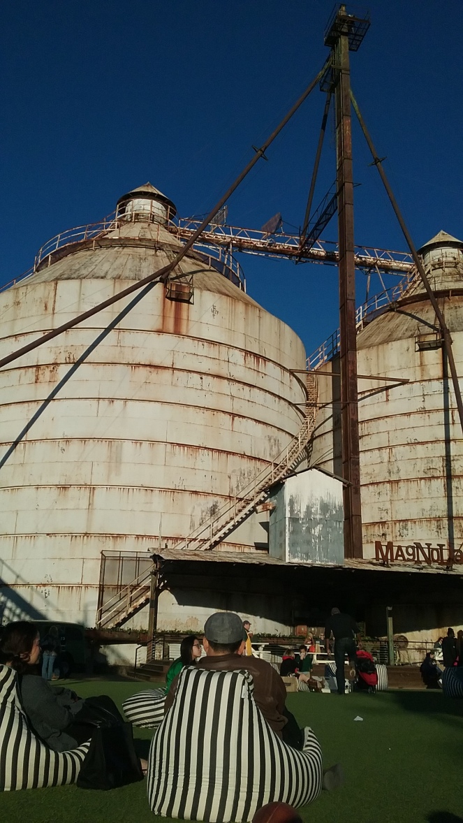 silos-and-the-lawn